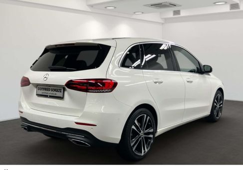Mercedes-Benz B 180, 2019