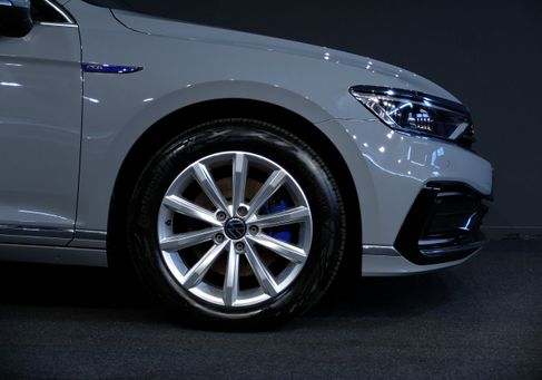 Volkswagen Passat Variant, 2022 3