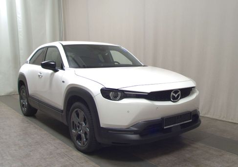 Mazda MX-30, 2023 3