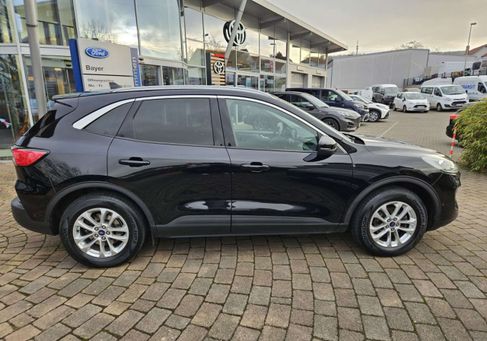 Ford Kuga, 2021