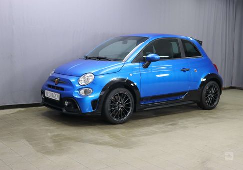 Abarth 695, 2022