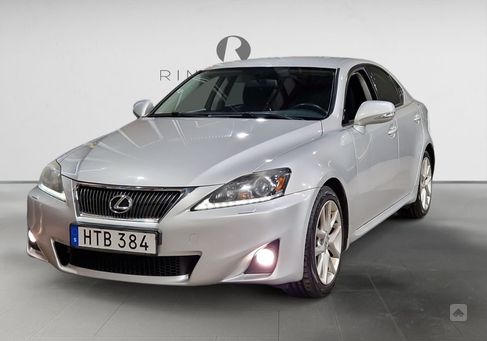 Lexus IS, 2011
