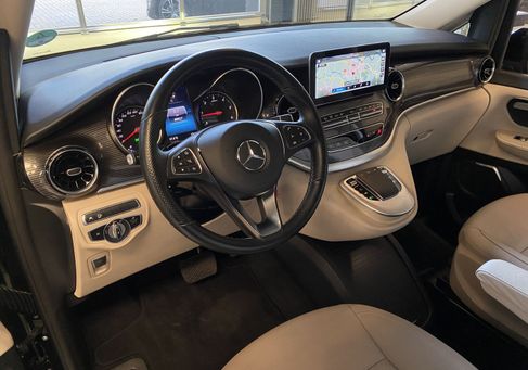 Mercedes-Benz V 220, 2021