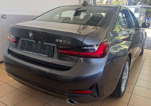 BMW 320, 2021 3