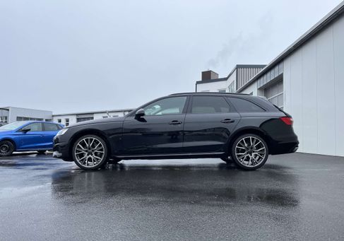 Audi A4, 2023