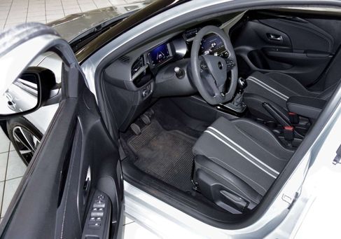 Opel Corsa, 2024 3
