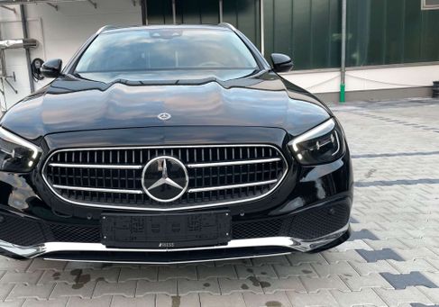 Mercedes-Benz E 300, 2020 2