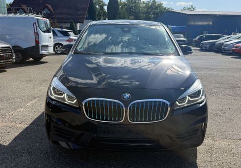 BMW 225, 2019