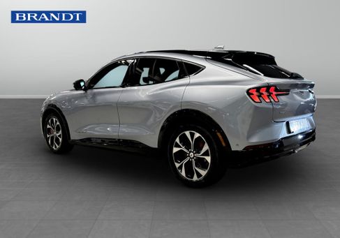 Ford Mustang Mach-E, 2022 2