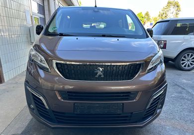 Peugeot Traveller, 2022