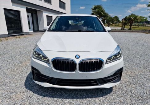 BMW 225, 2020