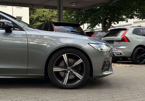 Volvo V90, 2020