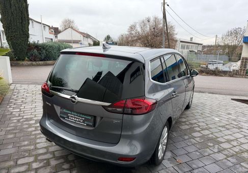 Opel Zafira, 2017