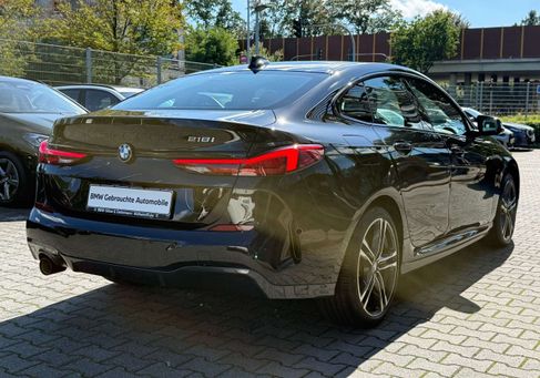 BMW 218, 2021 2