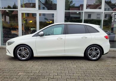 Mercedes-Benz B 180, 2019