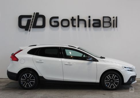 Volvo V40 Cross Country, 2017