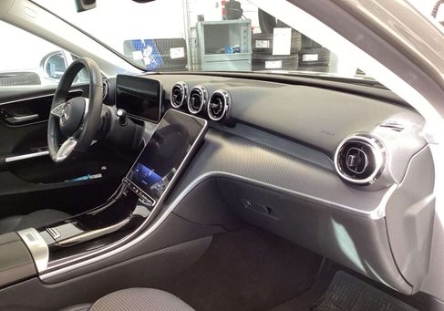 Mercedes-Benz C 180, 2023