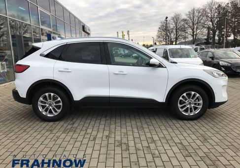 Ford Kuga, 2022