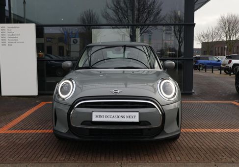 MINI ONE, 2022