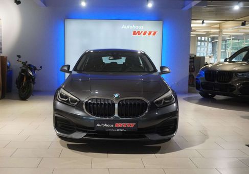 BMW 118, 2021