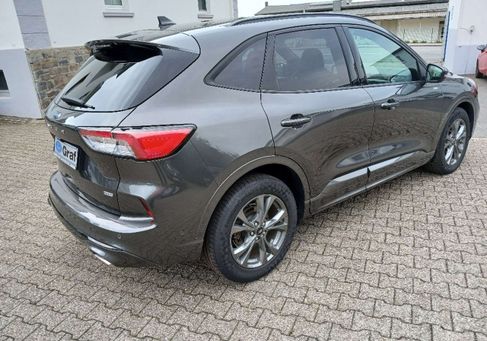 Ford Kuga, 2020