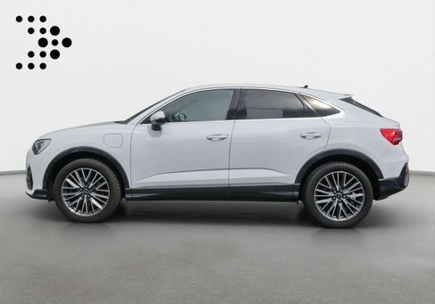 Audi Q3, 2022
