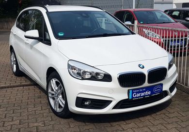 BMW 216, 2017