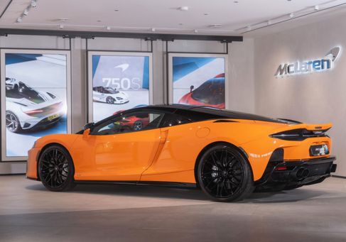 McLaren GT, 2025