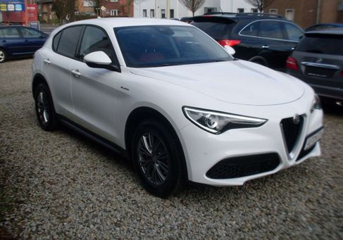 Alfa Romeo Stelvio, 2021