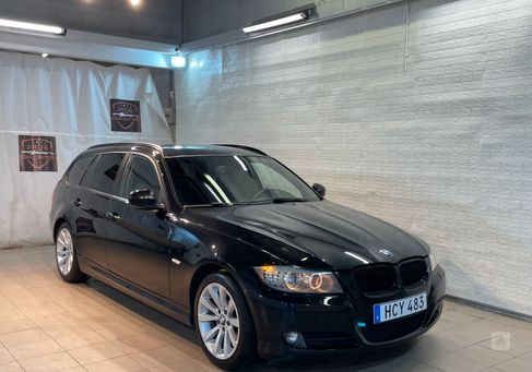 BMW 320, 2011