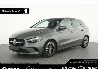 Mercedes-Benz B 180, 2025