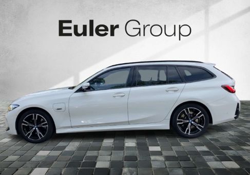 BMW 320, 2022