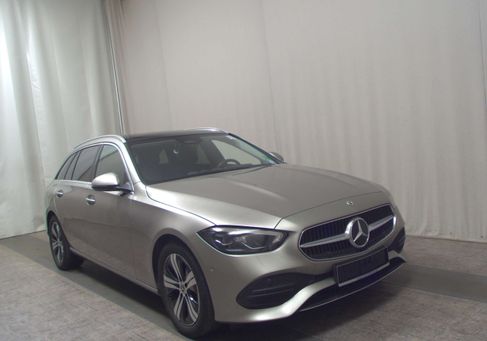 Mercedes-Benz C 220, 2022
