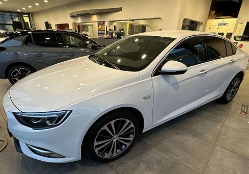 Opel Insignia, 2018 3