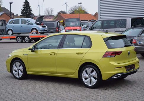 Volkswagen Golf, 2021 3