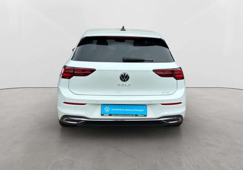 Volkswagen Golf, 2023 3