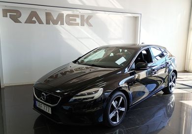 Volvo V40, 2017