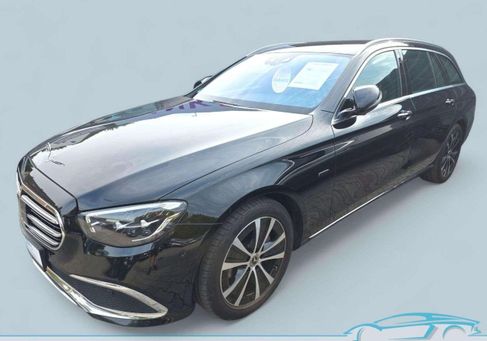 Mercedes-Benz E 300, 2021 3
