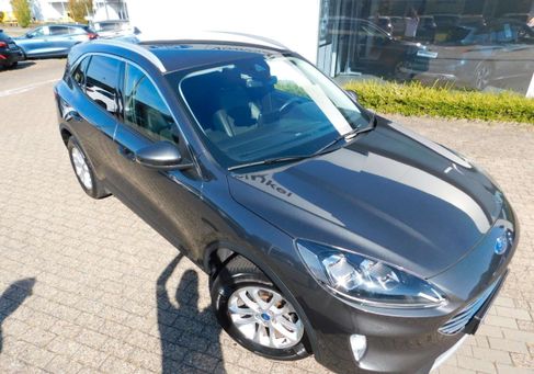 Ford Kuga, 2021