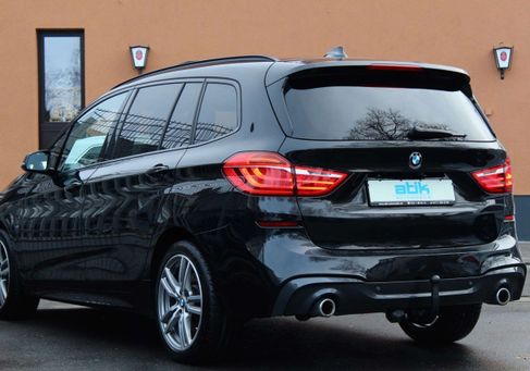 BMW 220, 2020