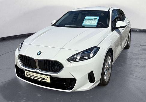BMW 120, 2025