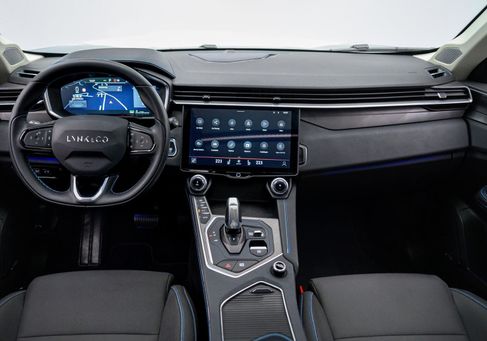 Lynk &amp; Co 01, 2023 2