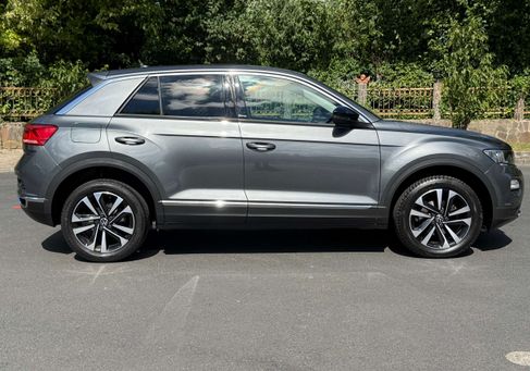Volkswagen T-Roc, 2021