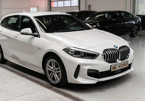 BMW 1 Serija, 2022