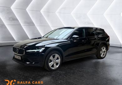 Volvo V60 Cross Country, 2022