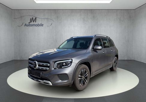 Mercedes-Benz GLB 200, 2023