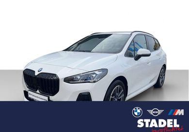 BMW 220, 2025