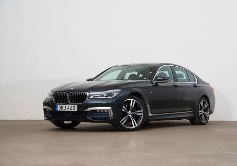 BMW 740, 2016