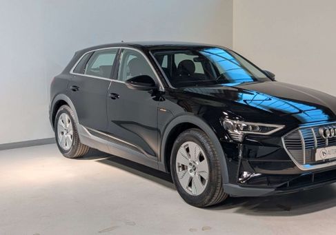 Audi e-tron, 2022 3