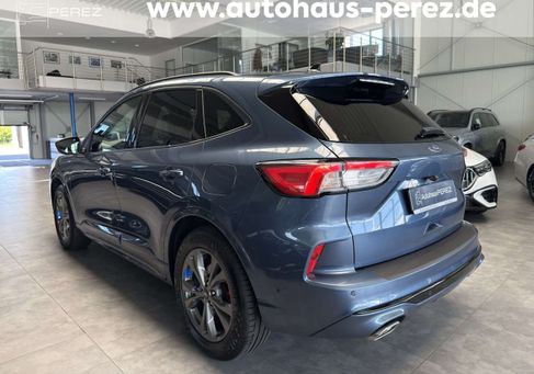 Ford Kuga, 2022